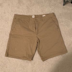 Gap khaki shorts
